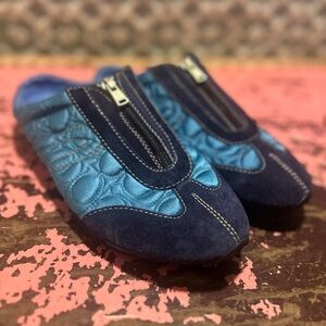 RARE Signature COACH blue slide on Women’s shoes Sz 7